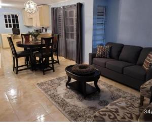 Hartland Deluxe Holiday Home