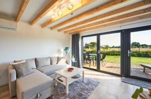 Marine house-Nowoczesna stodoła nad morzem,duży ogród,prywatny hot tub