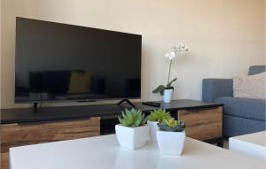 Stunning Apartment In Oostende