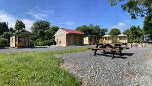 Canal Cabins - Capon Bridge