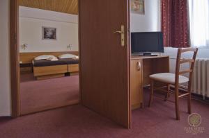 Junior Suite room in InterSport Hotel