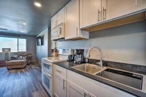 Spacious Saratoga Condo w Mountain Views!