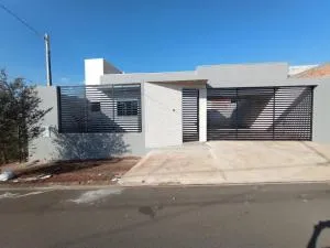 Casa grande em arapongas - Faxinal