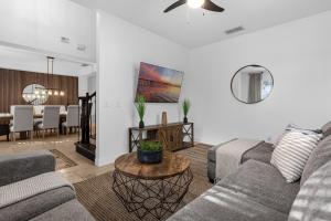 Hidden gem! Gorgeous villa next to Disney