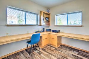 Fire Pit and Bay Views North Bend Home!