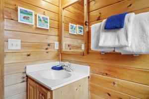 The Honey Pot, Hot Tub, resort Pool, 560 FREE tickets each paid day