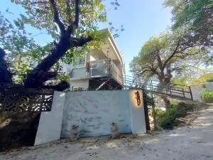 花漾 森山舍 - Ch'in-pi-ts'un