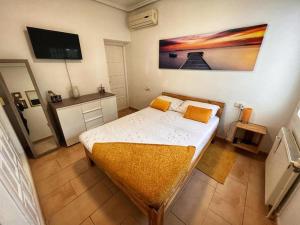 Costa Blanca Poolside Bliss