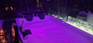 Romantic & Jacuzzi