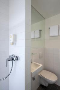 easyHotel The Hague City Centre