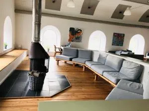 Afan Forest Bunk House-Converted Chapel Sleeps 35 - Glyncorrwg