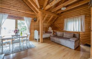 Gorgeous Home In Novo Zvecevo With Wifi