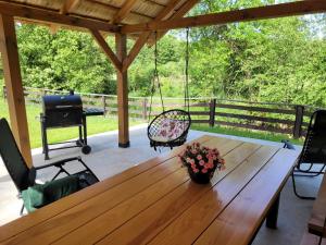 JASZCZURKA, domek nad rzeką, Zwierzyniec, Roztocze, Jacuzzi, Sauna