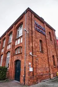 Motel Home Wittenau - 霍亨诺伊恩多夫