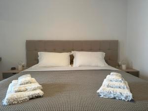 Omma, Main Street suite