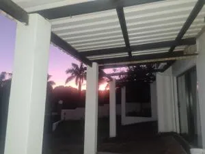 Tropical Escape Uvongo - Harding