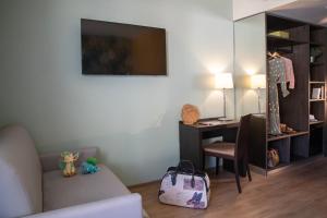 Hotels ibis Styles Beaulieu sur Mer : Chambre Double Standard avec Canapé-Lit