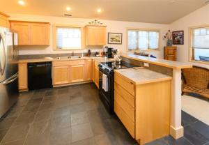 Big Mountain View Condo