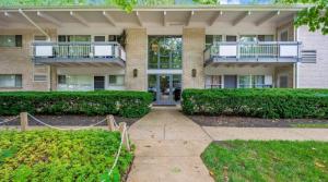 Entire one bedroom apartment