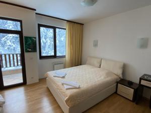 Charming Winter Studio