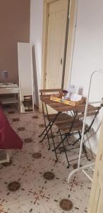 HomeholidayinSicily - Room ovest