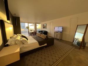 Flip Flops Villa