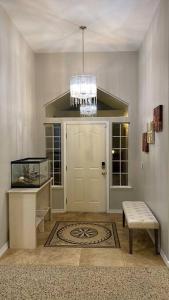 Beautiful peaceful desirable home in Madera Rancho