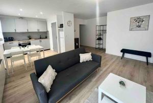 Appartements L’esplanade - Super 3 pieces refait a neuf - Reims : photos des chambres