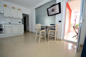 VILLA AX 