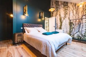 ESCALE EN ARDENNES *****