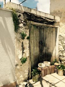 Omodos vintage houses