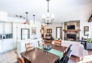 Condo on Golf near Bike Trail w/ 2 Bdrm 2 Bath - Lac-Simon