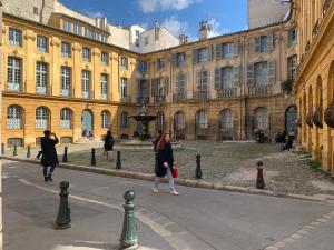 Appart'hotels Studio Nuitee en Provence 2 : photos des chambres