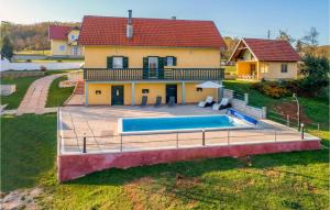 Stunning Home In Otocac With 2 Bedrooms, Wifi And Outdoor Swimming Pool