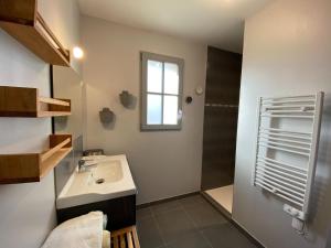 Maisons de vacances House in St Suliac near Rance River : photos des chambres