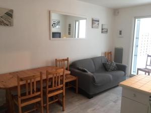 Maison à La Grière avec jardin privatif et parking, proche plage - FR-1-22-180