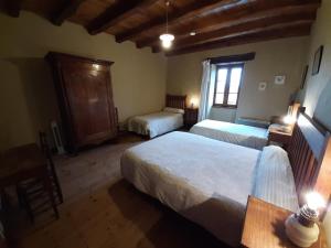 Maisons de vacances Gite Lignieres-Ambleville-Lignieres-Sonneville, 4 pieces, 11 personnes - FR-1-653-88 : photos des chambres