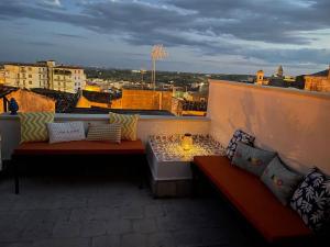 Macallè Suite Noto, charme e relax con vista mare