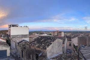 Macallè Suite Noto, charme e relax con vista mare