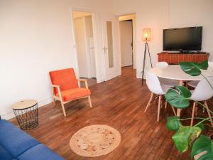 Appartements Balcon du Champ de Mars - Wifi / Parking : photos des chambres