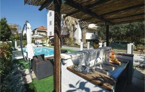 Stunning Apartment In Split With 3 Bedrooms, Wifi And Outdoor Swimming Pool