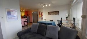 Appartements Cap Sud - 53m2- VUE PYRENEES- HYPERCENTRE- GARAGE-WIFI FIBRE : photos des chambres