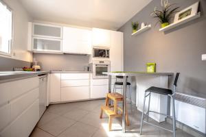 Villa for 9 people 15 mins walk from the beaches and the center of Ste Maxime