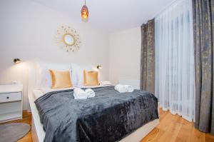 InPoint Spacious Apartments near Main Square & Kazimierz District