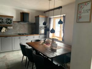 Hiša Pod gorami II****-house with wellness 