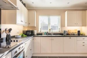 Willow Lodge, Wolfscastle