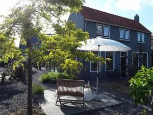 Maan B&B + Galerie - Wolphaartsdijk