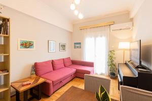 Heart of Koukaki flat, 10’ walk to Acropolis