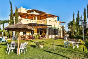 Maison Kasba Bonheur & Bien etre Emma & Gilles