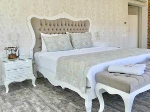 Executive Suite with Garden View room in Göcek Naz Hotel